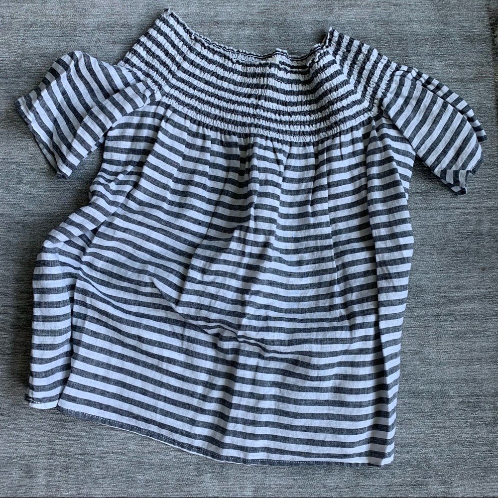 Off the shoulder linen too